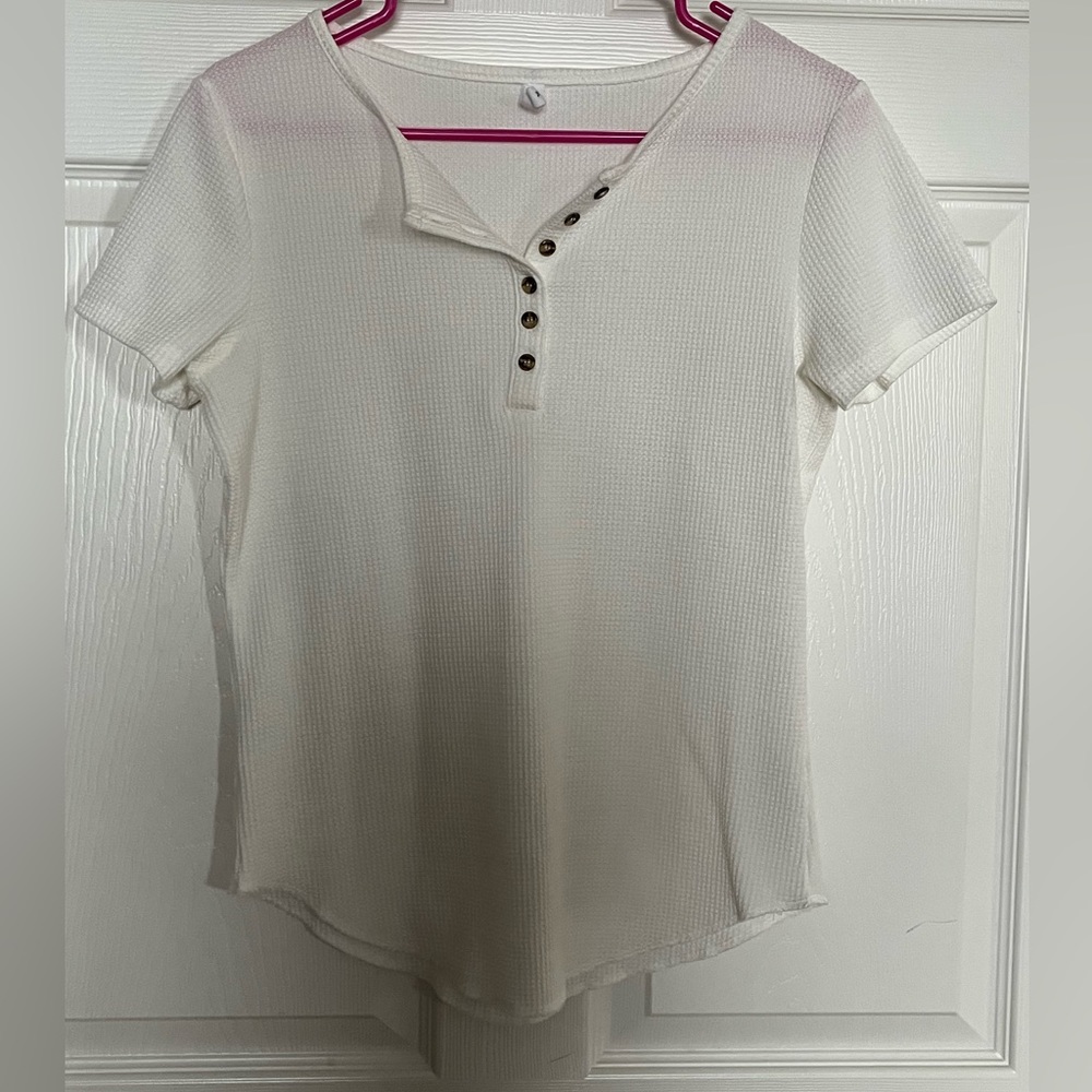 Wishlist button tee